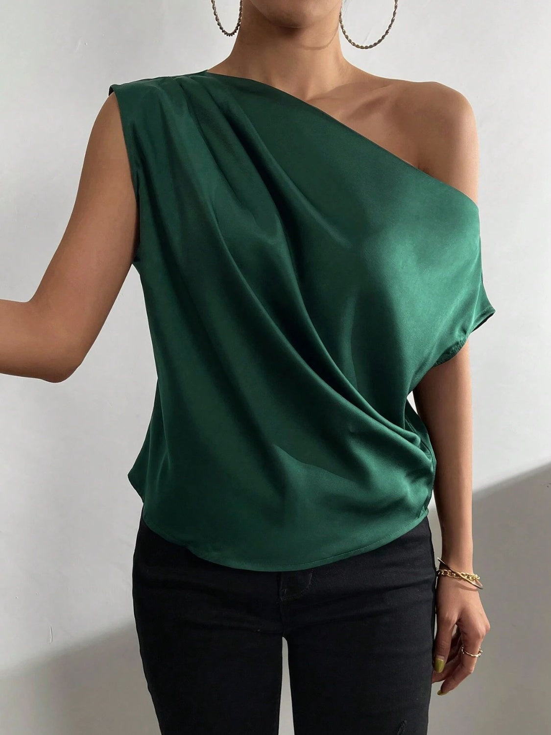 Taylor Off-Shoulder Top