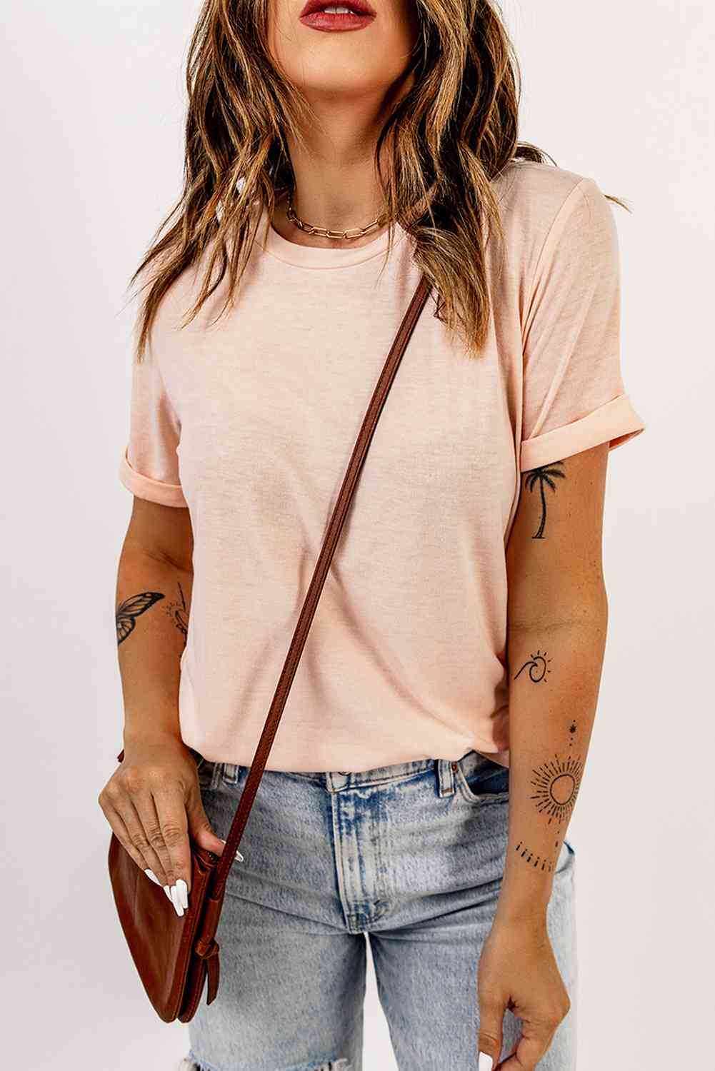 Round Neck Cuffed Short Sleeve Tee