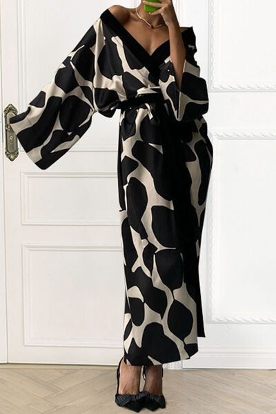 Graphic Longline Kimono Robe