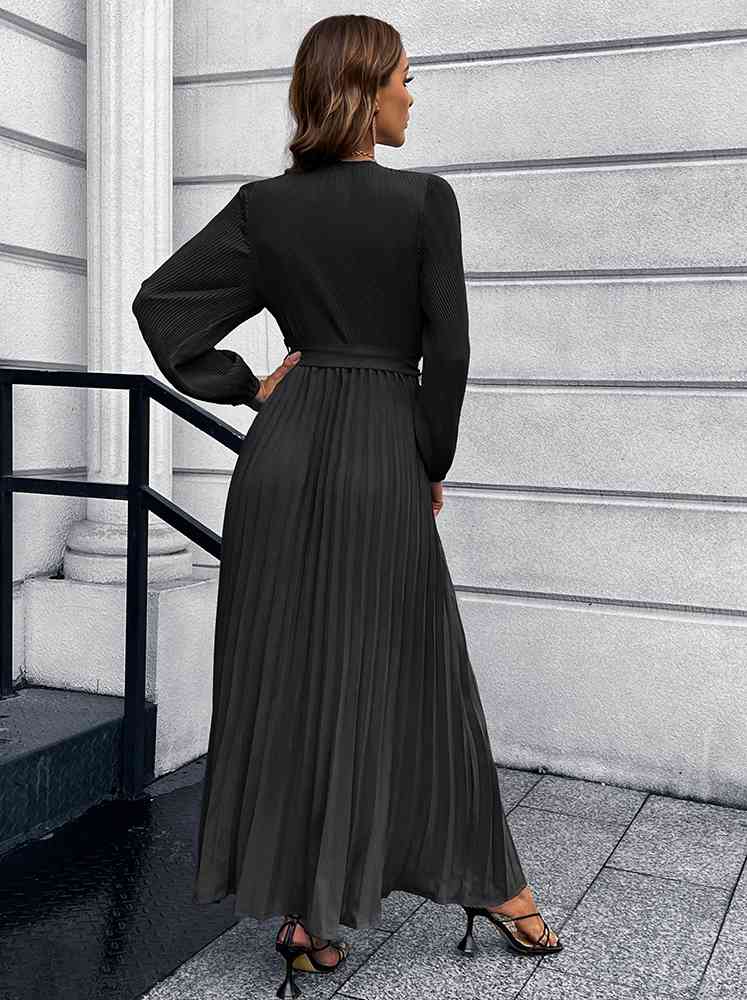 Pleasing Pleated Maxi Dress